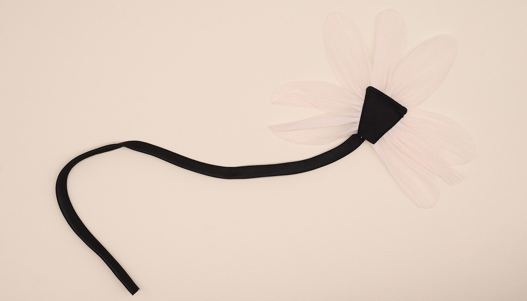 FIORE IN ORGANZA CON STELO