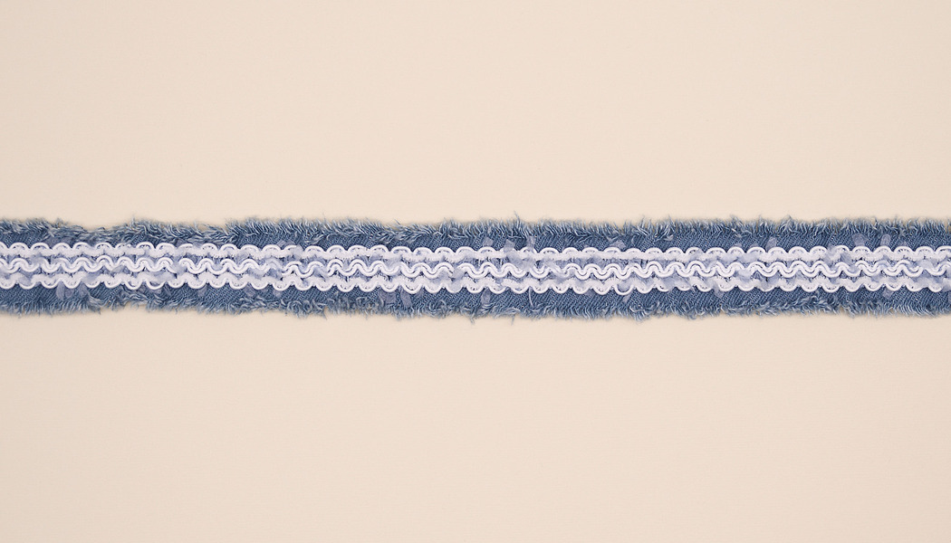 NASTRO JEANS CON ONDINE CENTRALI BIANCHE