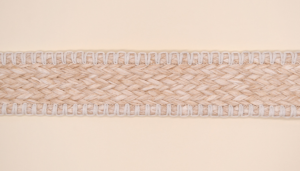 NASTRO TRECCIATO PAGLIA CON PROFILO RICAMO 