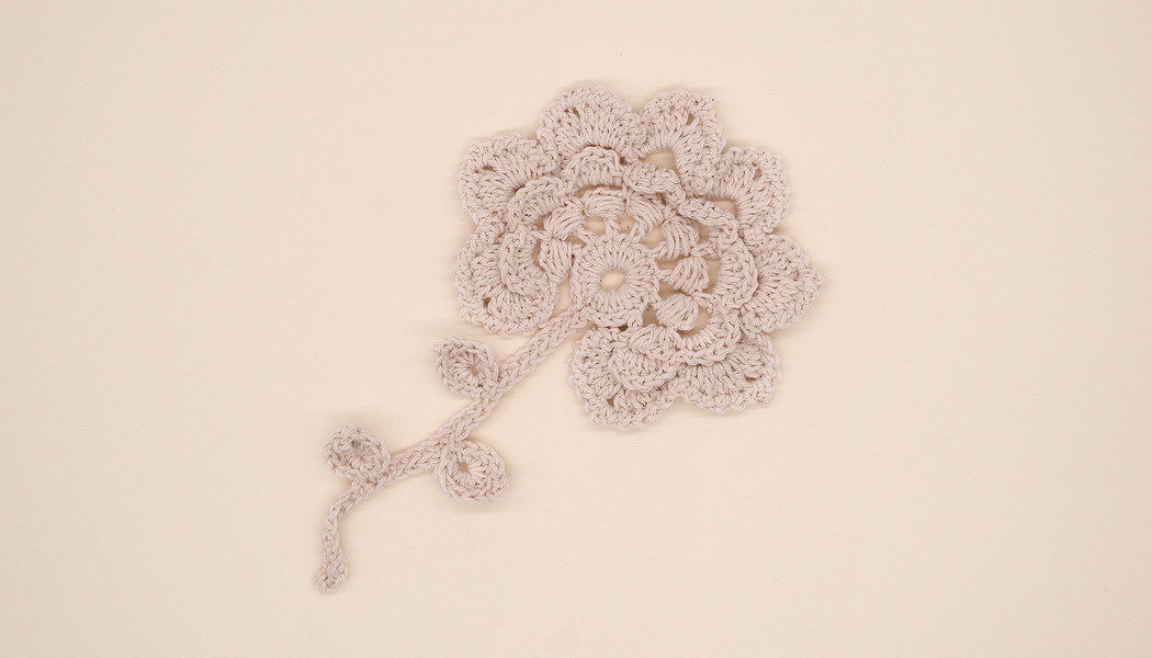 FIORE UNCINETTO CON GAMBO 