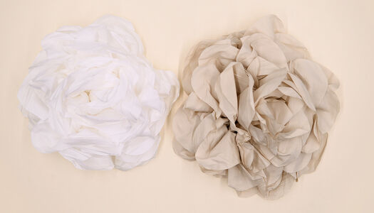 FIORE GRANDE IN TESSUTO GOFFRATO A STRATI 