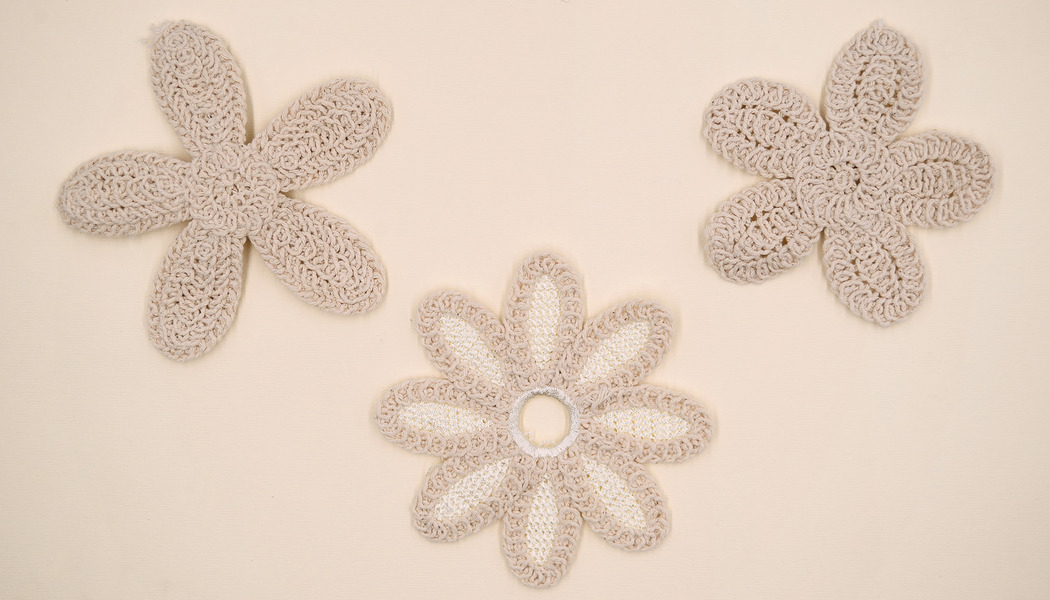 FIORI RICAMATI MACRAME' CORDONCINO NATURALE 