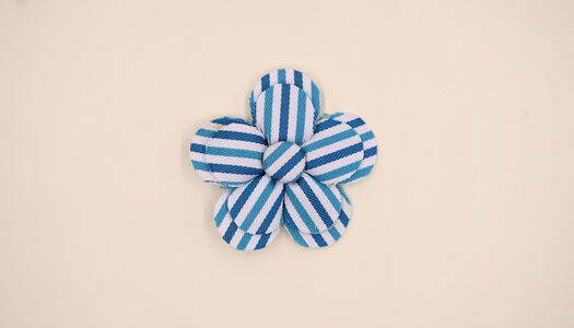 FIORE IN TESSUTO TAGLIO VIVO A STRATI 