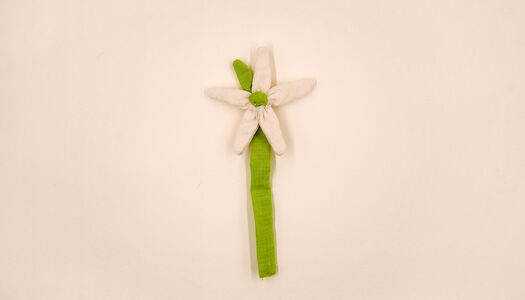 FIORE IN TESSUTO CON GAMBO 