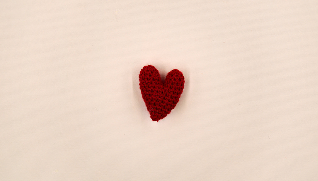 CUORE IMBOTTITO UNCINETTO 