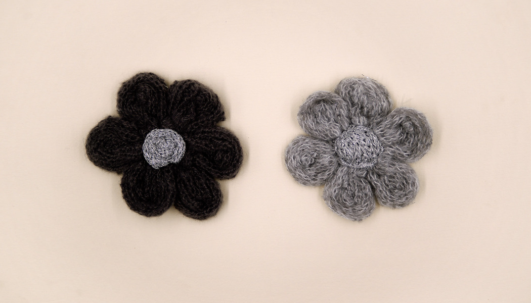 FIORE IN LANA CON CENTRO LUREX 