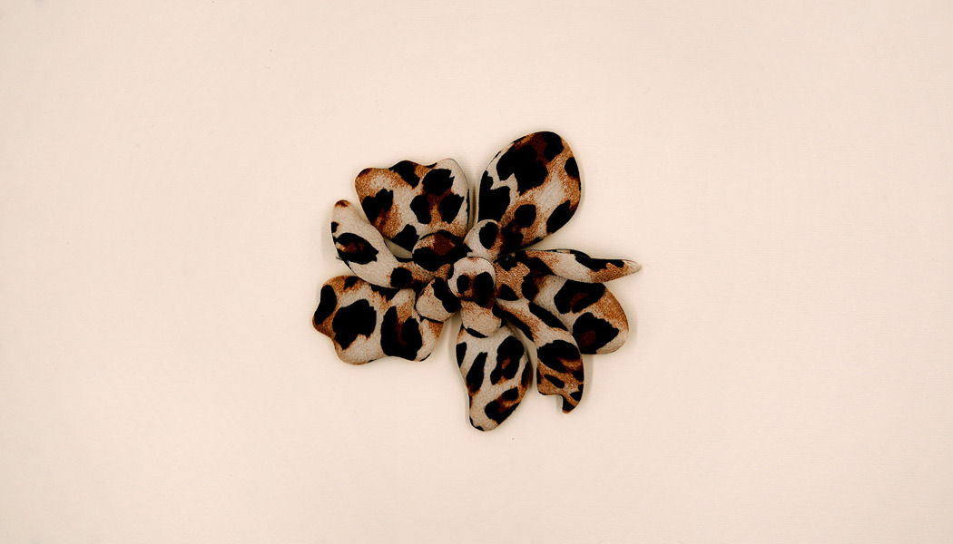 FIORE PIATTO MACULATO